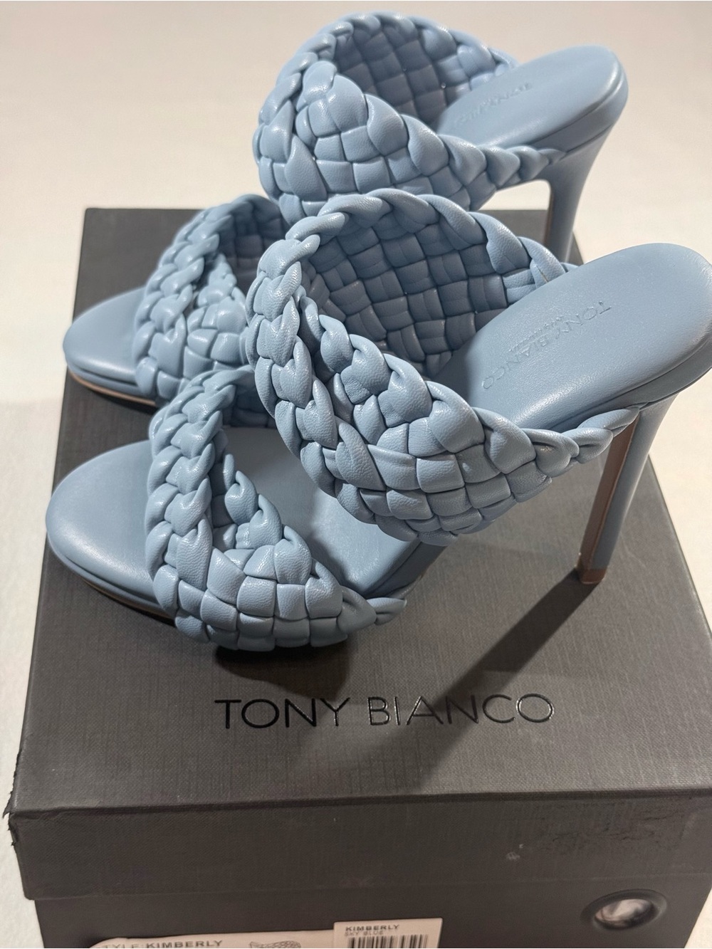 New Tony Bianco Kimberly Mule. Sky Blue. 5.5